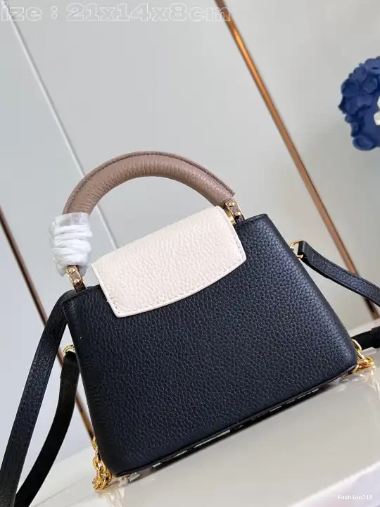 LOUIS VUITTON CAPUCINES MINI-21*14*8CM 0405